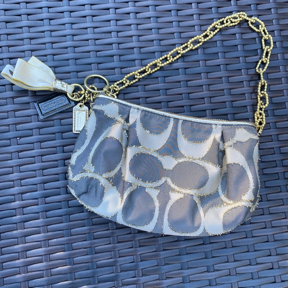 Coach shoulder purse.
